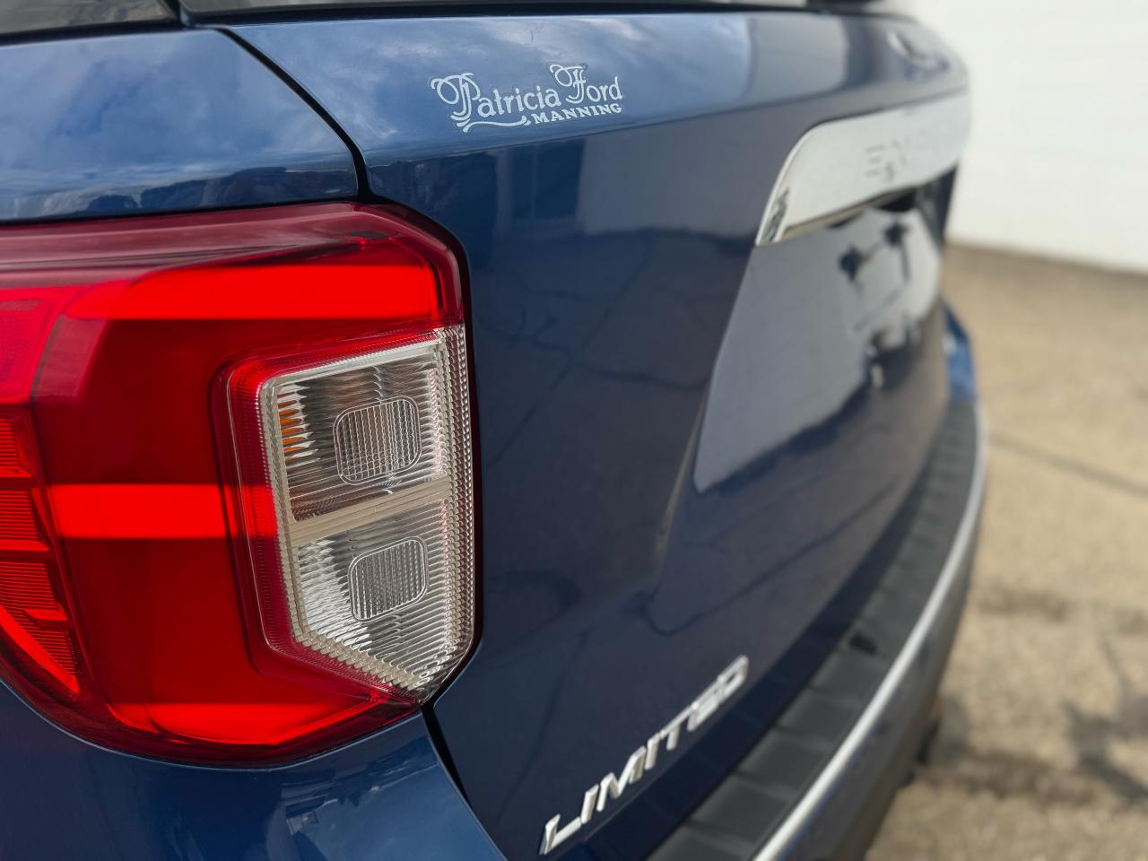 2021 Ford Explorer LIMITED Photo5