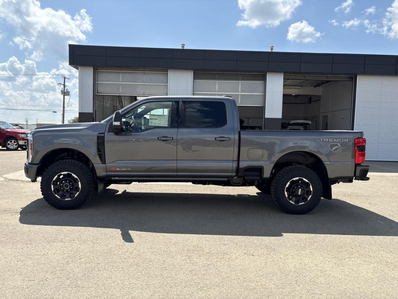2025 Ford F-350 Super Duty SRW PLATINUM 6.8' Box 713A Photo