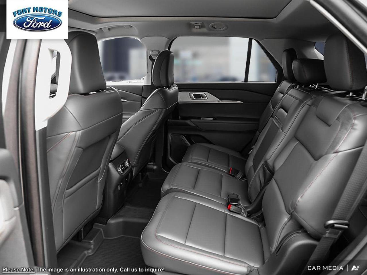 2025 Ford Explorer ACTIVE Photo5