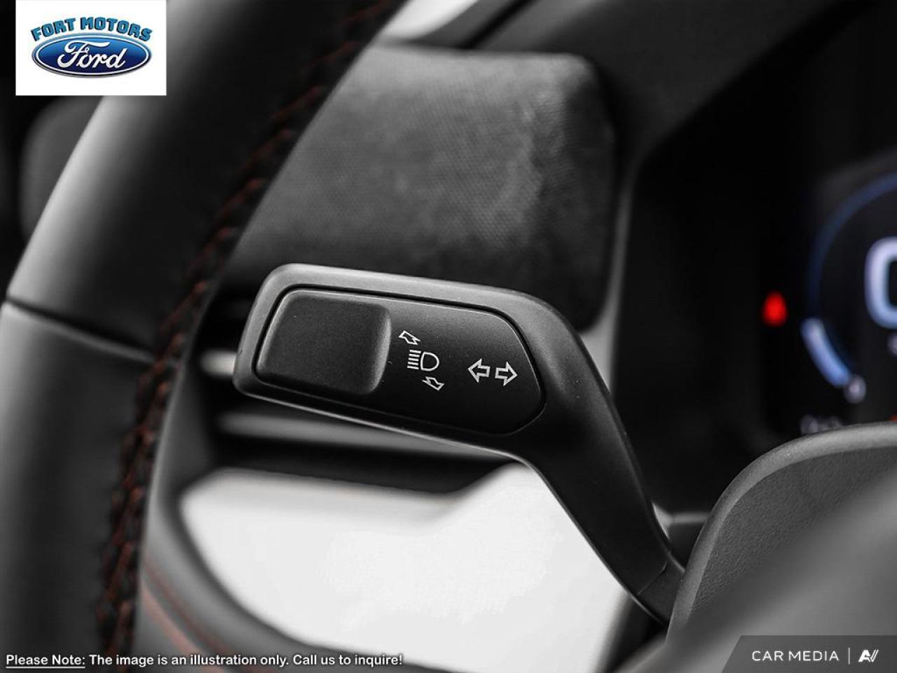 2025 Ford Explorer ACTIVE Photo5