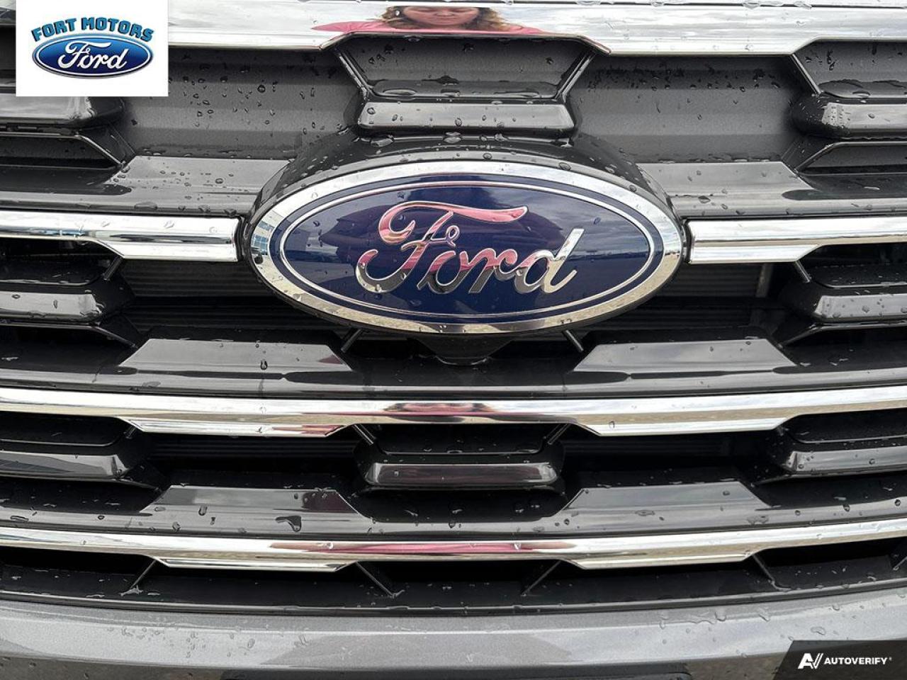 2025 Ford Explorer Active Photo5