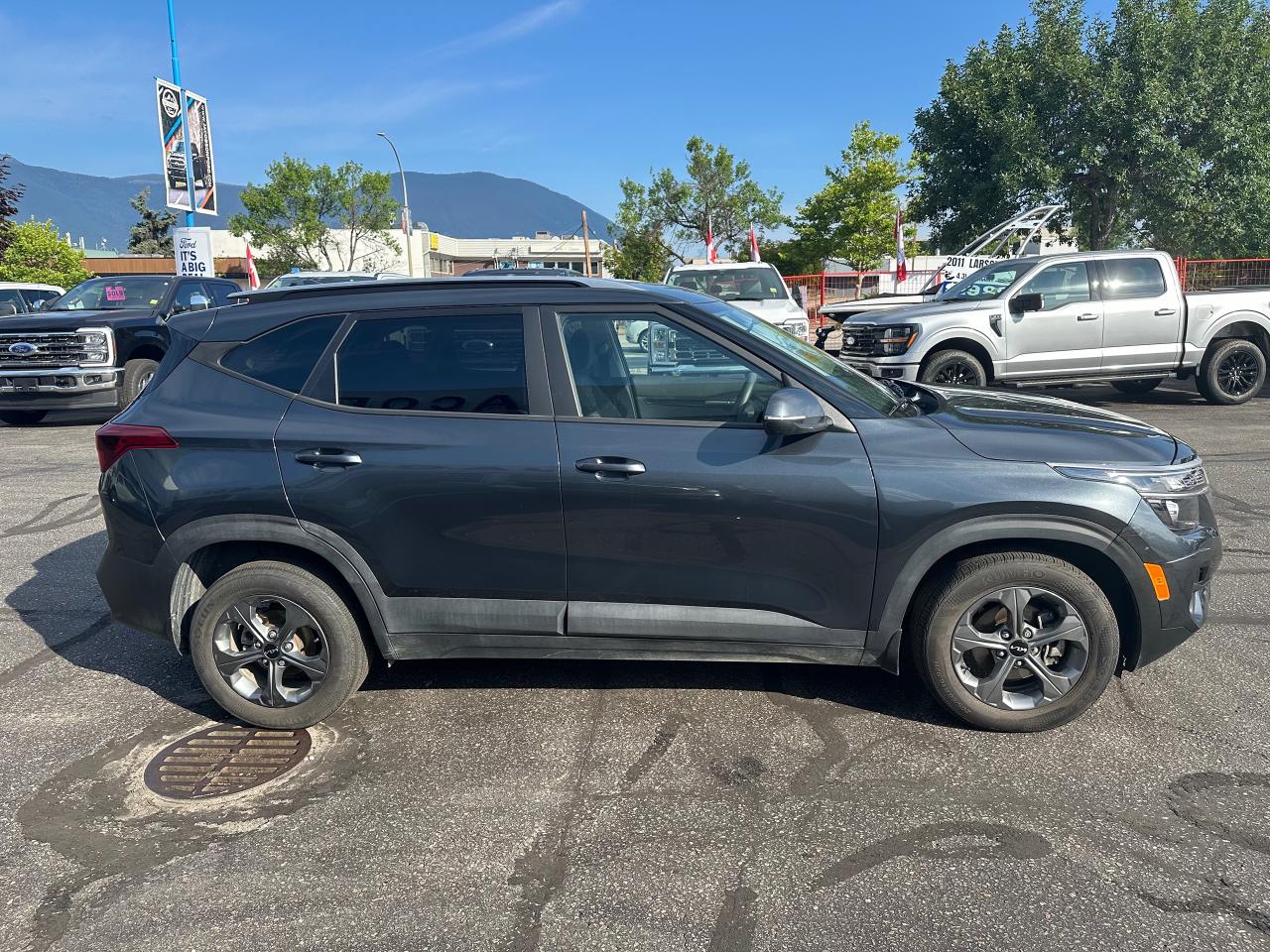2023 Kia Seltos LX Photo