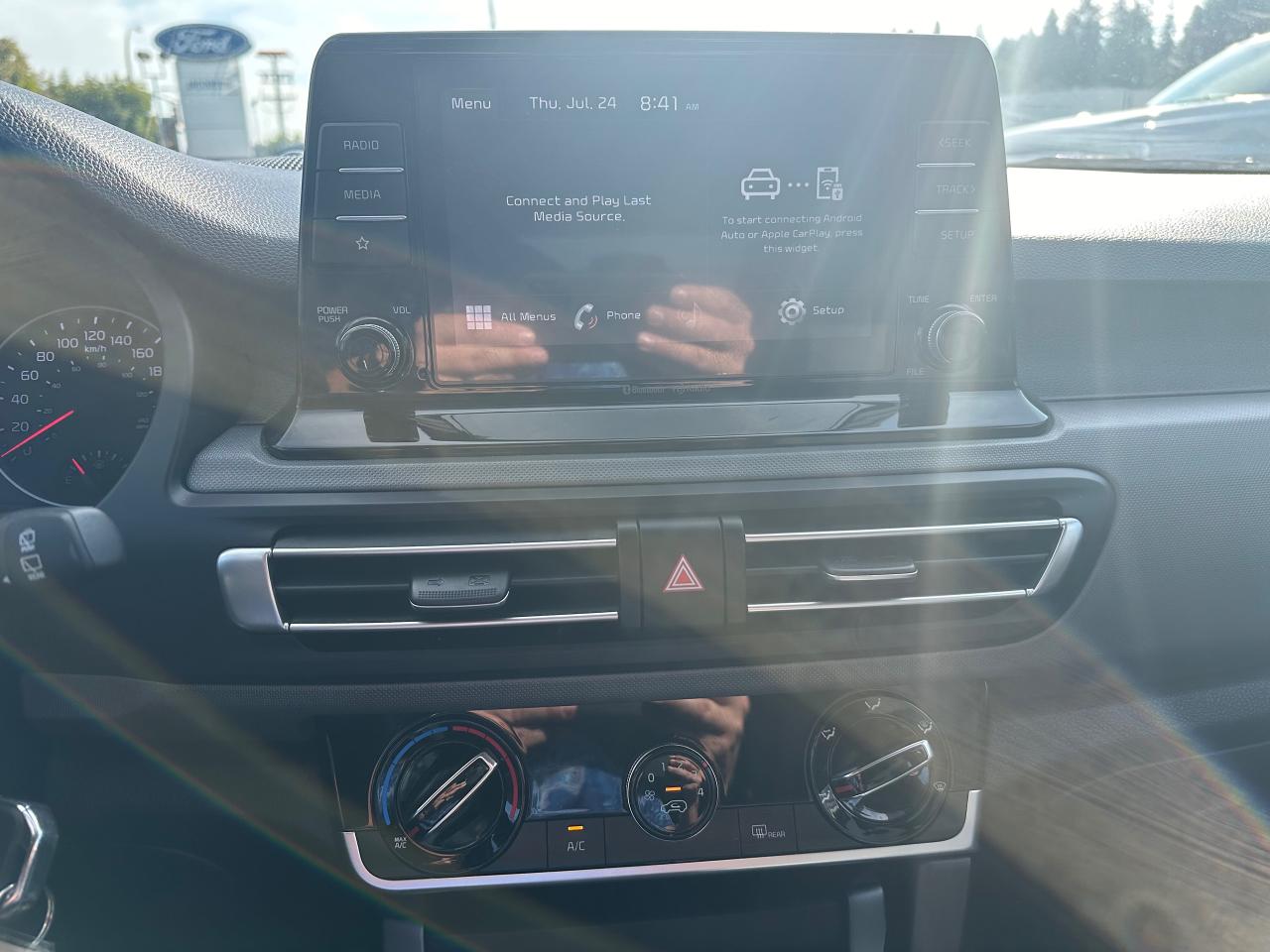 2023 Kia Seltos LX Photo5