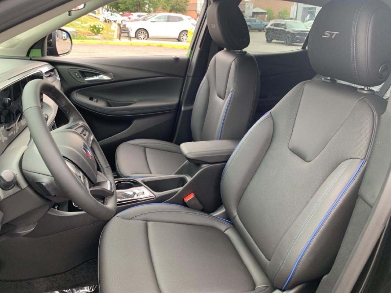 2026 Buick Encore GX Sport Touring Photo