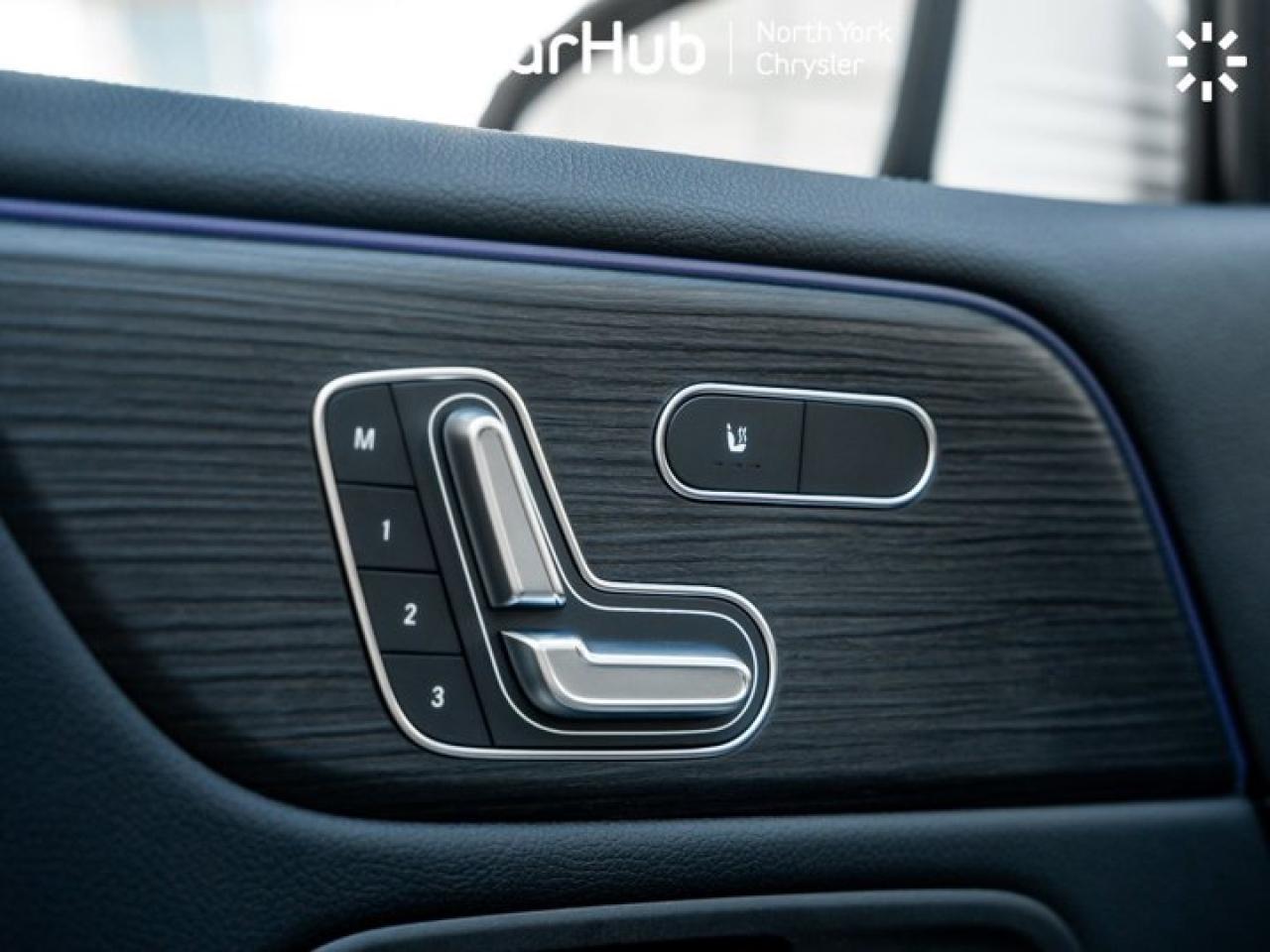 2024 Mercedes-Benz EQB 300 Panoroof Blind Spot Assist Active Brake Assist Heated Seats Photo