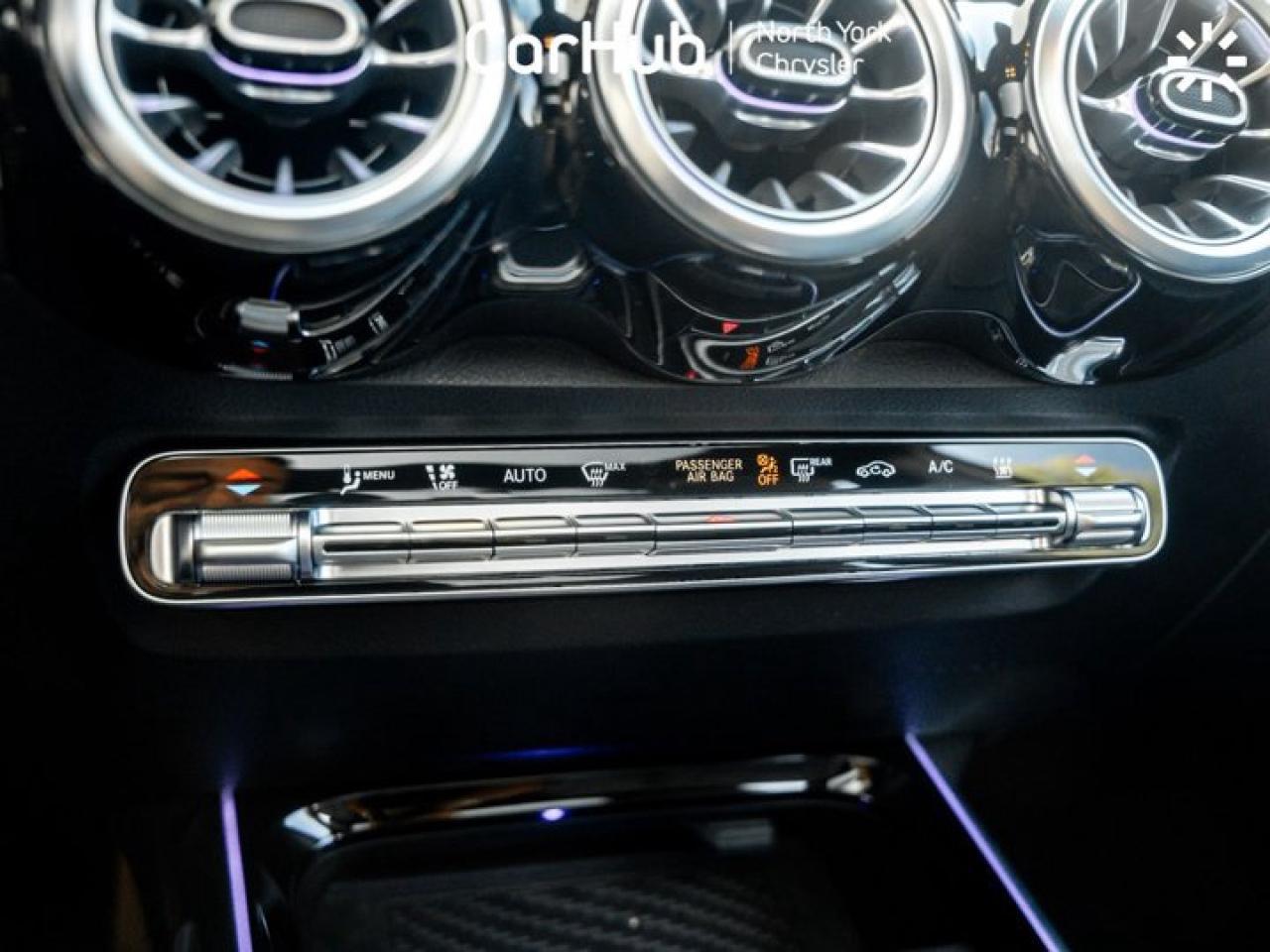 2024 Mercedes-Benz EQB 300 Panoroof Blind Spot Assist Active Brake Assist Heated Seats Photo