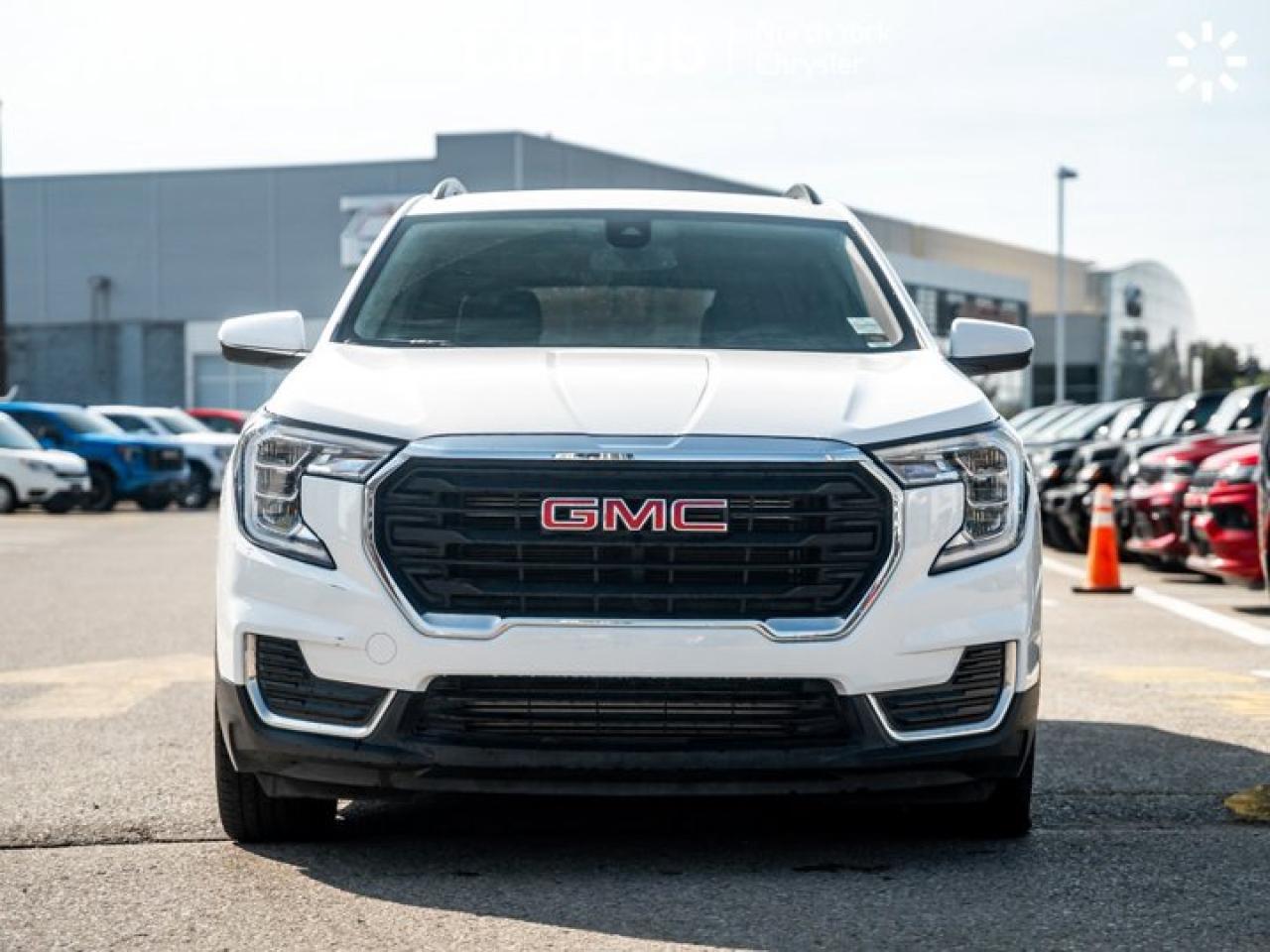 2022 GMC Terrain SLE Remote Start Lane Change Alert  Heated Seats Wi-Fi Connectivity Photo2