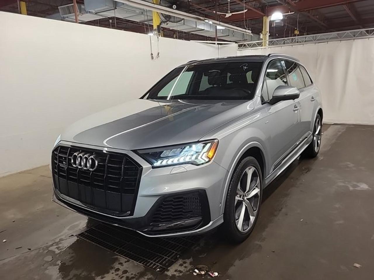 Used 2023 Audi Q7 Progressiv Quattro | 3.0L | S-Line | Leather | Pano Roof | Nav | Cooled + Heated Seats | and More ! for sale in Guelph, ON