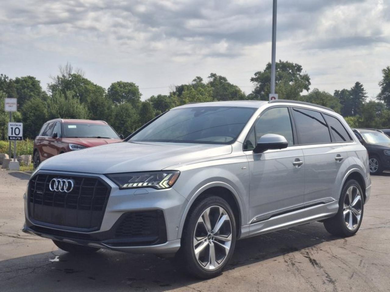 Used 2023 Audi Q7 Progressiv Quattro | 3.0L | S-Line | Leather | Pano Roof | Nav | Cooled + Heated Seats | and More ! for sale in Guelph, ON