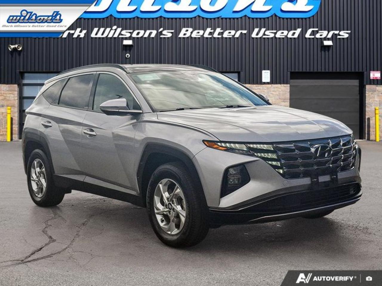 2023 Hyundai Tucson Preferred AWD | Trend Pkg | Leather | Panoramic Sunroof | Heated Wheel + Seats | Rear Cam & More ! Photo