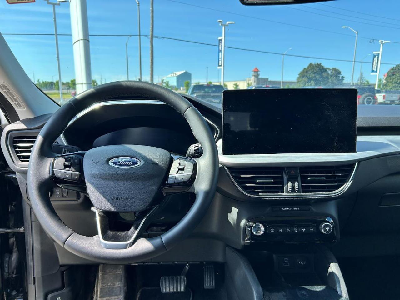 2023 Ford Escape Platinum Photo