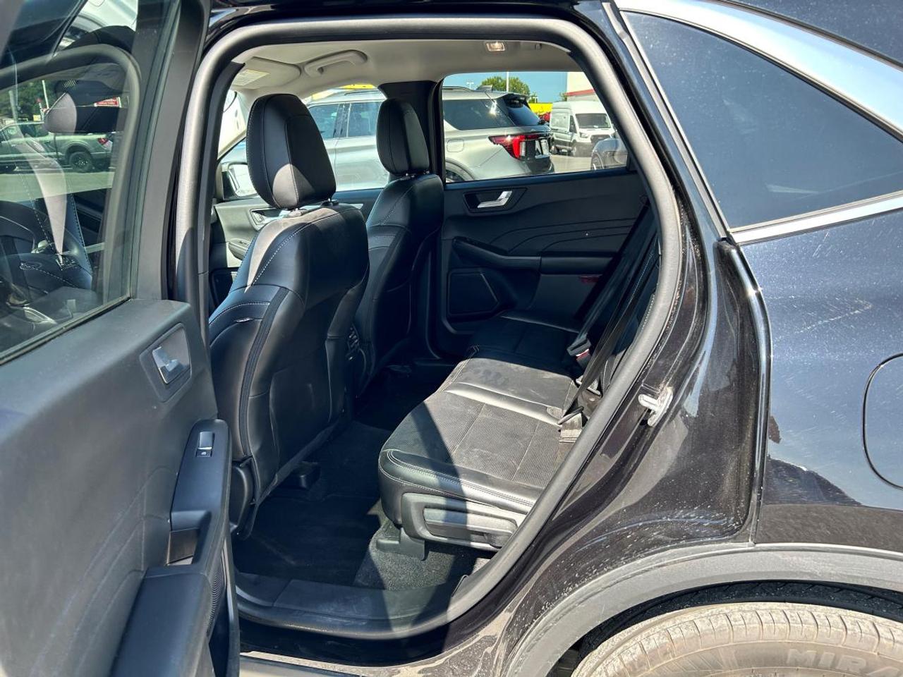 2023 Ford Escape Platinum Photo