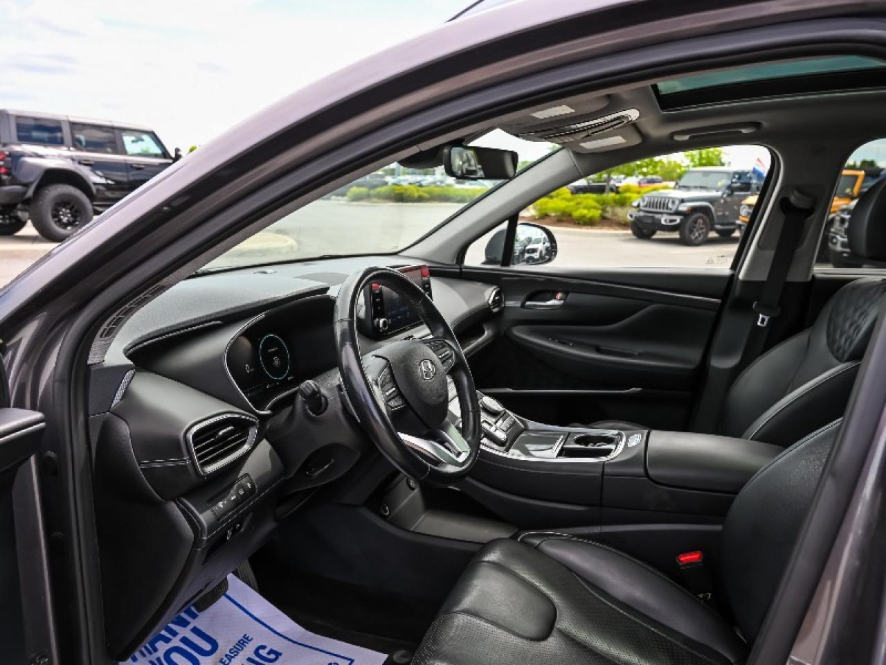 2022 Hyundai Santa Fe Hybrid Luxury Photo