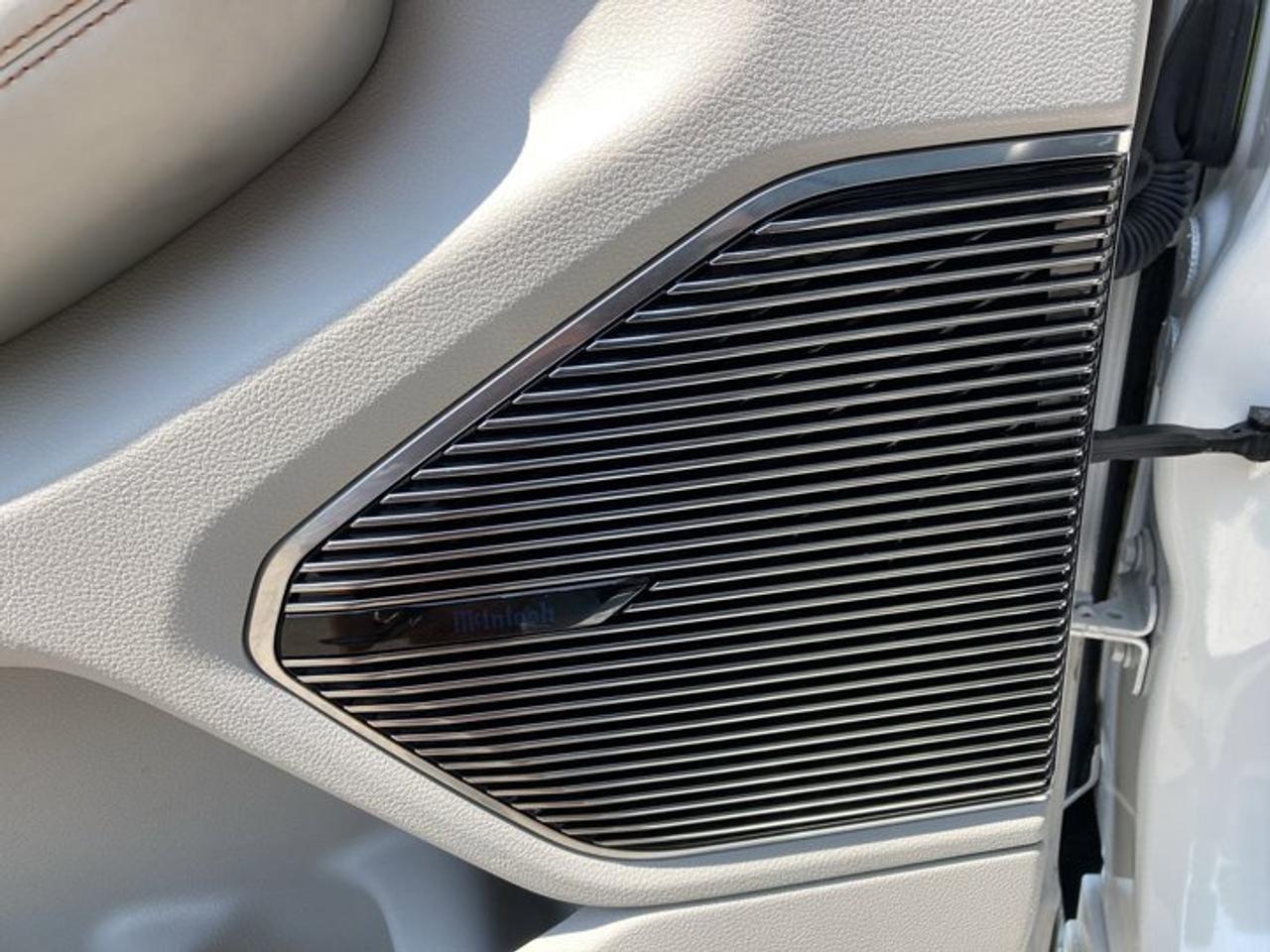 2023 Jeep Grand Cherokee OVERLAND 4X4 Photo