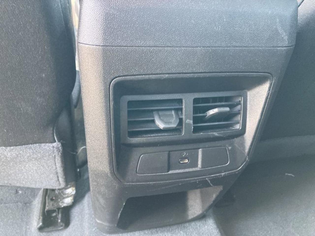 2024 Chevrolet Colorado LT Crew Cab 4WD Photo