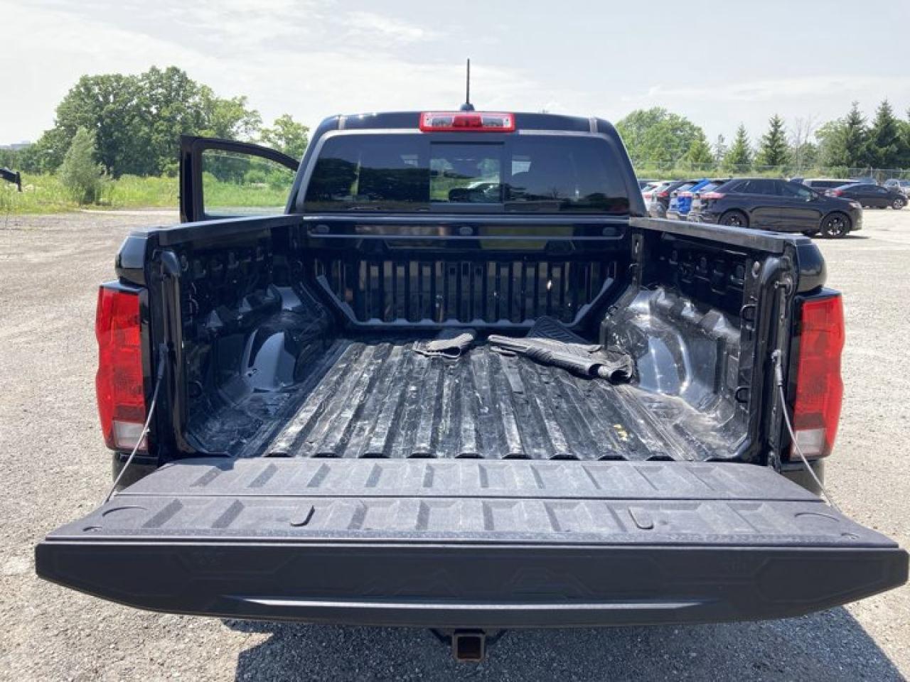 2024 Chevrolet Colorado LT Crew Cab 4WD Photo