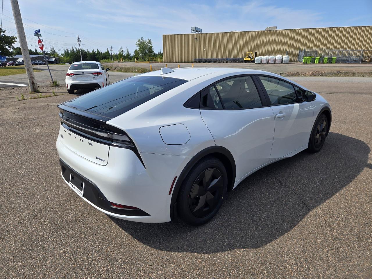 2025 Toyota Prius Plug-In HYBRID SE PRIUS PLUG-IN HYBRID SE - PREM Photo4