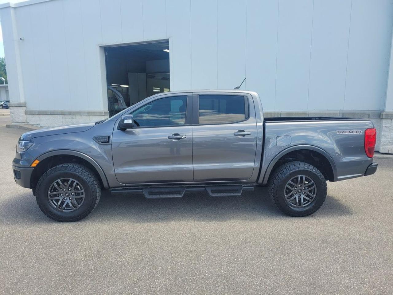 2023 Ford Ranger LARIAT Photo22