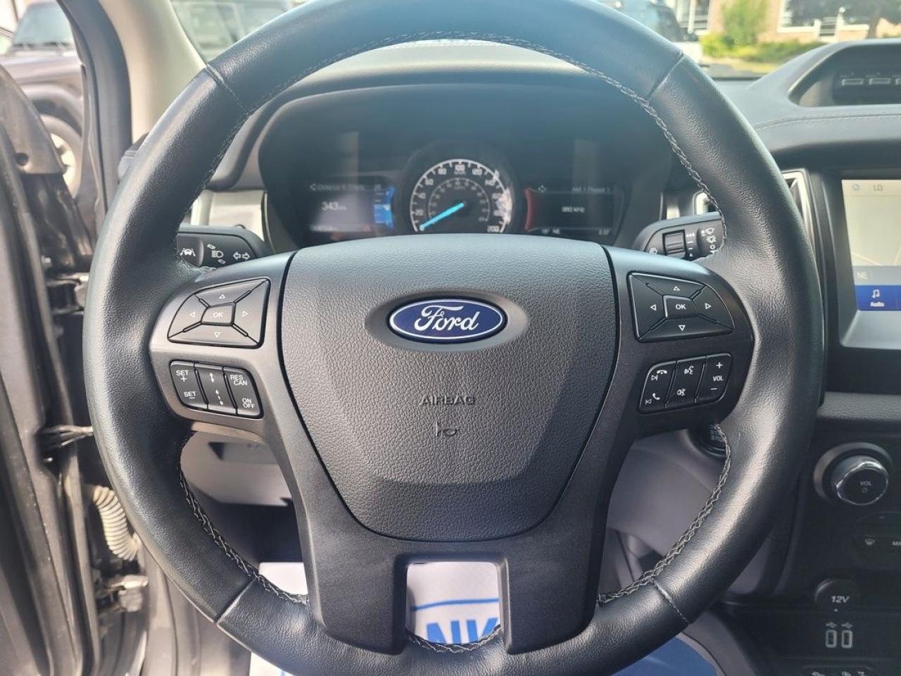 2023 Ford Ranger LARIAT Photo16