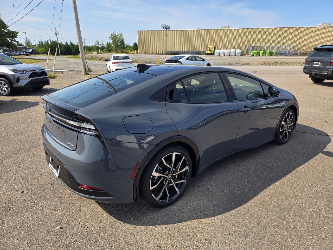2025 Toyota Prius Plug-In HYBRID SE PRIUS PLUG-IN HYBRID SE Photo4