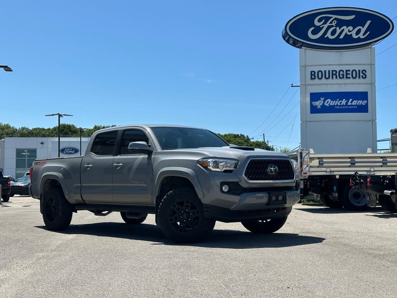 Used 2019 Toyota Tacoma 4x4 Double Cab V6 Auto SR5 for sale in Midland, ON