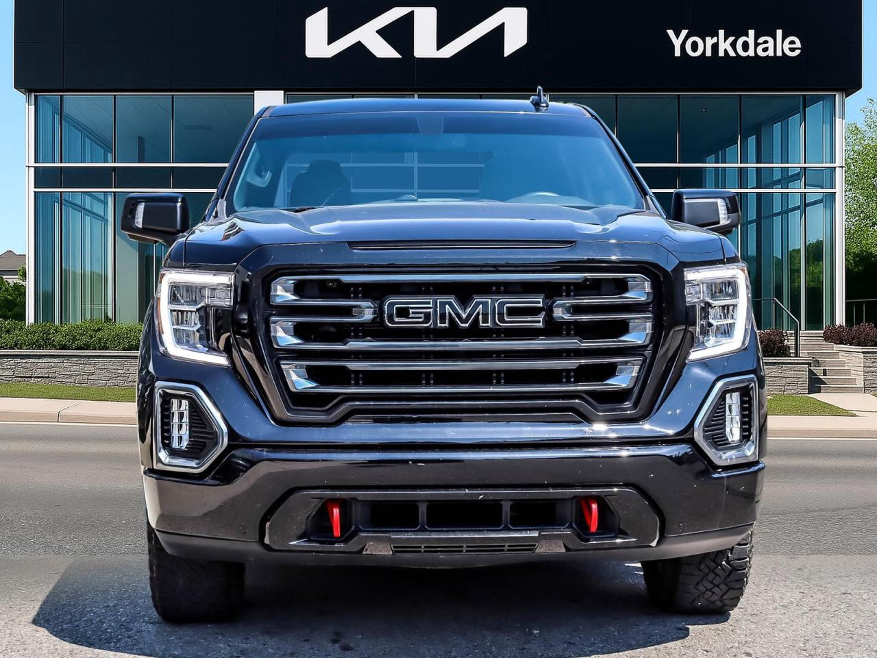 2022 GMC Sierra 1500 Limited AT4 Photo