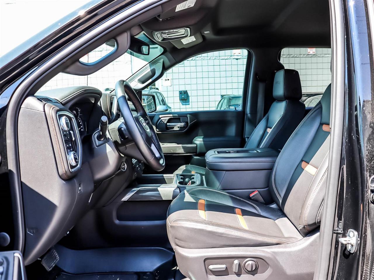 2022 GMC Sierra 1500 Limited AT4 Photo