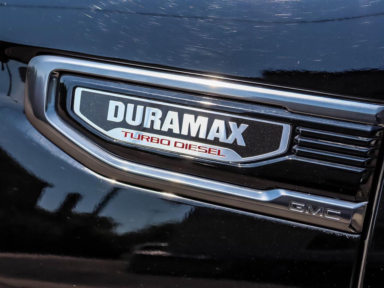 2022 GMC Sierra 1500 Limited AT4 Photo