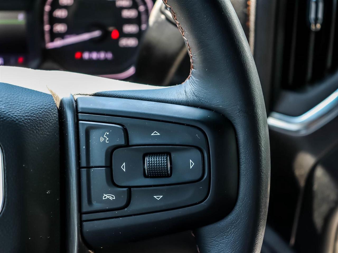 2022 GMC Sierra 1500 Limited AT4 Photo