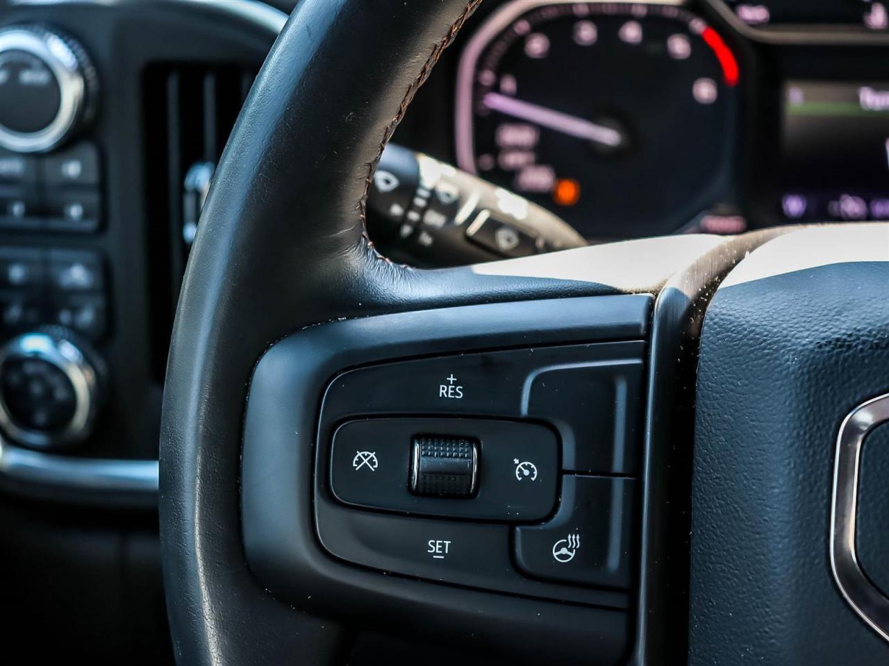 2022 GMC Sierra 1500 Limited AT4 Photo