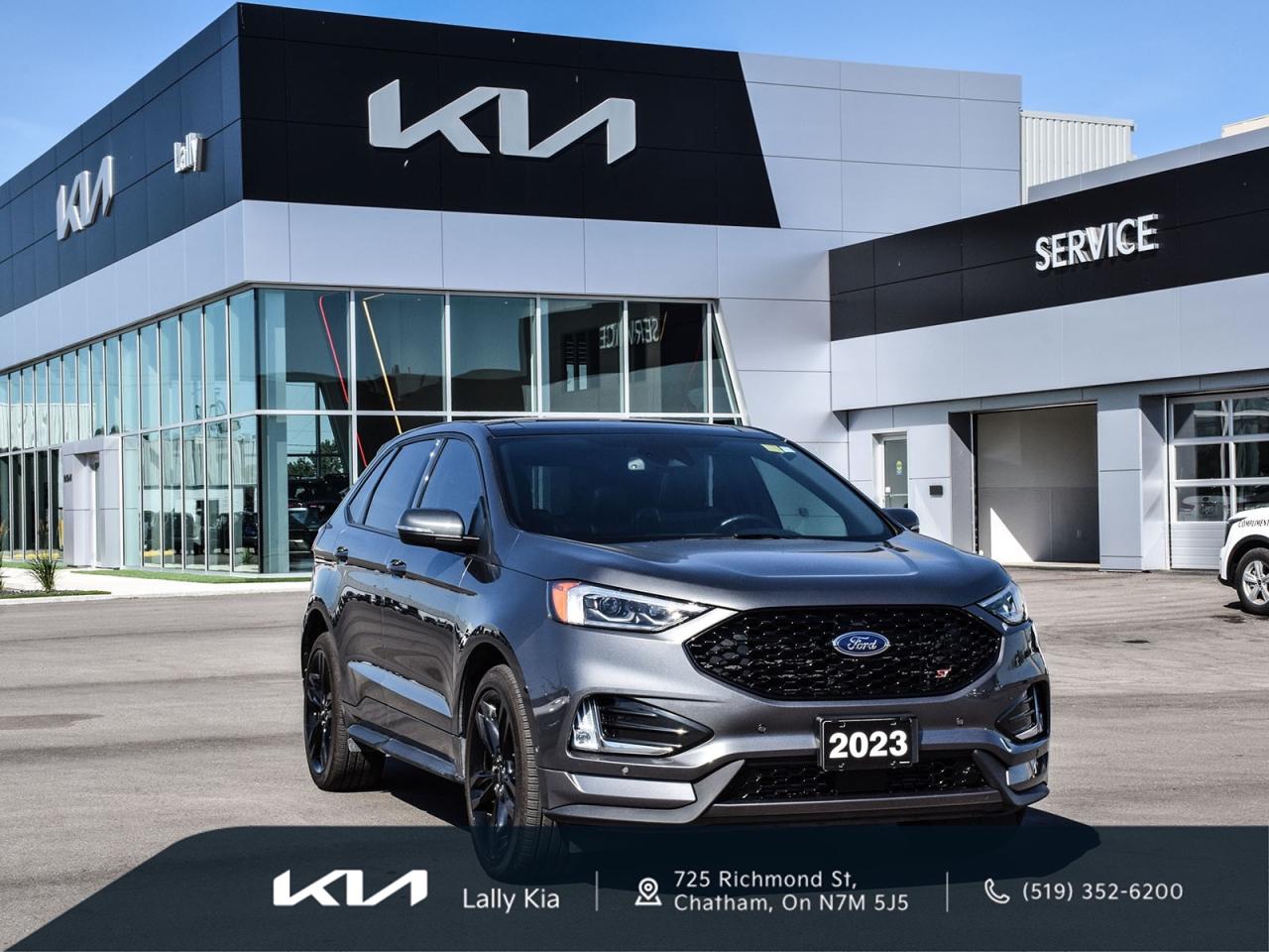 Used 2023 Ford Edge New Arrival | Clean CarFax | Low KMs | ST | Leather | Roof | Nav for sale in Chatham, ON