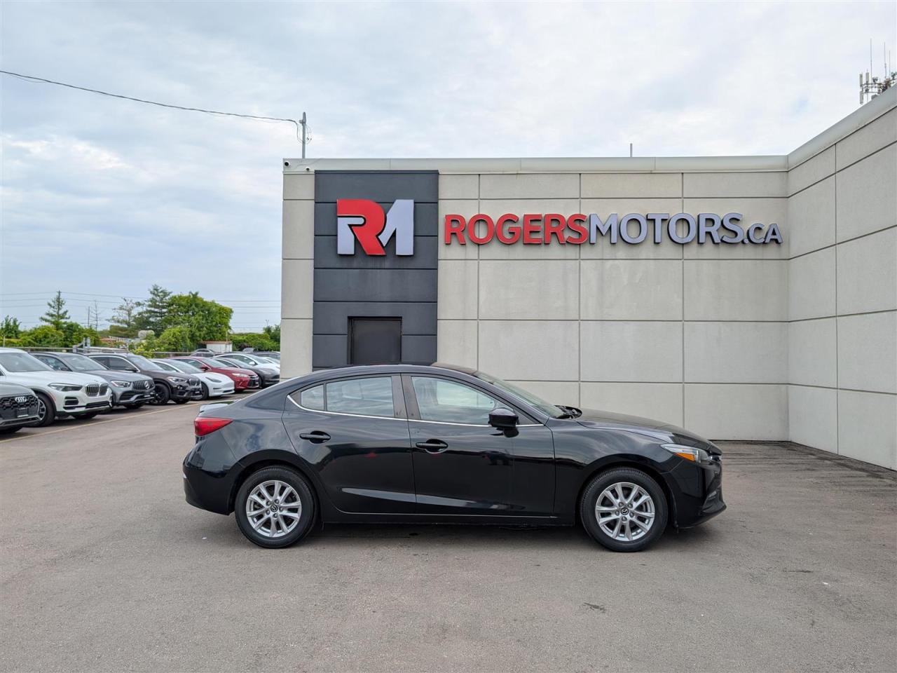 2017 Mazda MAZDA3 SE - LEATHER - HTD SEATS - BLUETOOTH