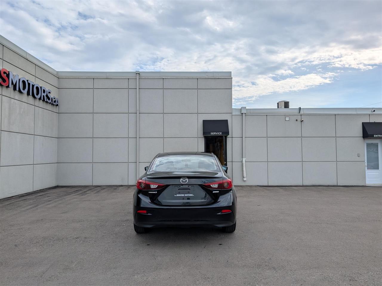 2017 Mazda MAZDA3 SE - LEATHER - HTD SEATS - BLUETOOTH