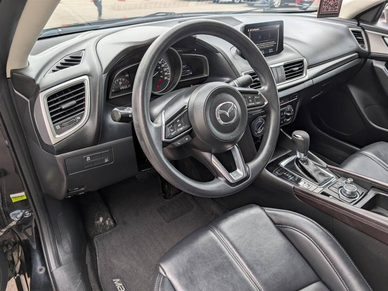2017 Mazda MAZDA3 SE - LEATHER - HTD SEATS - BLUETOOTH