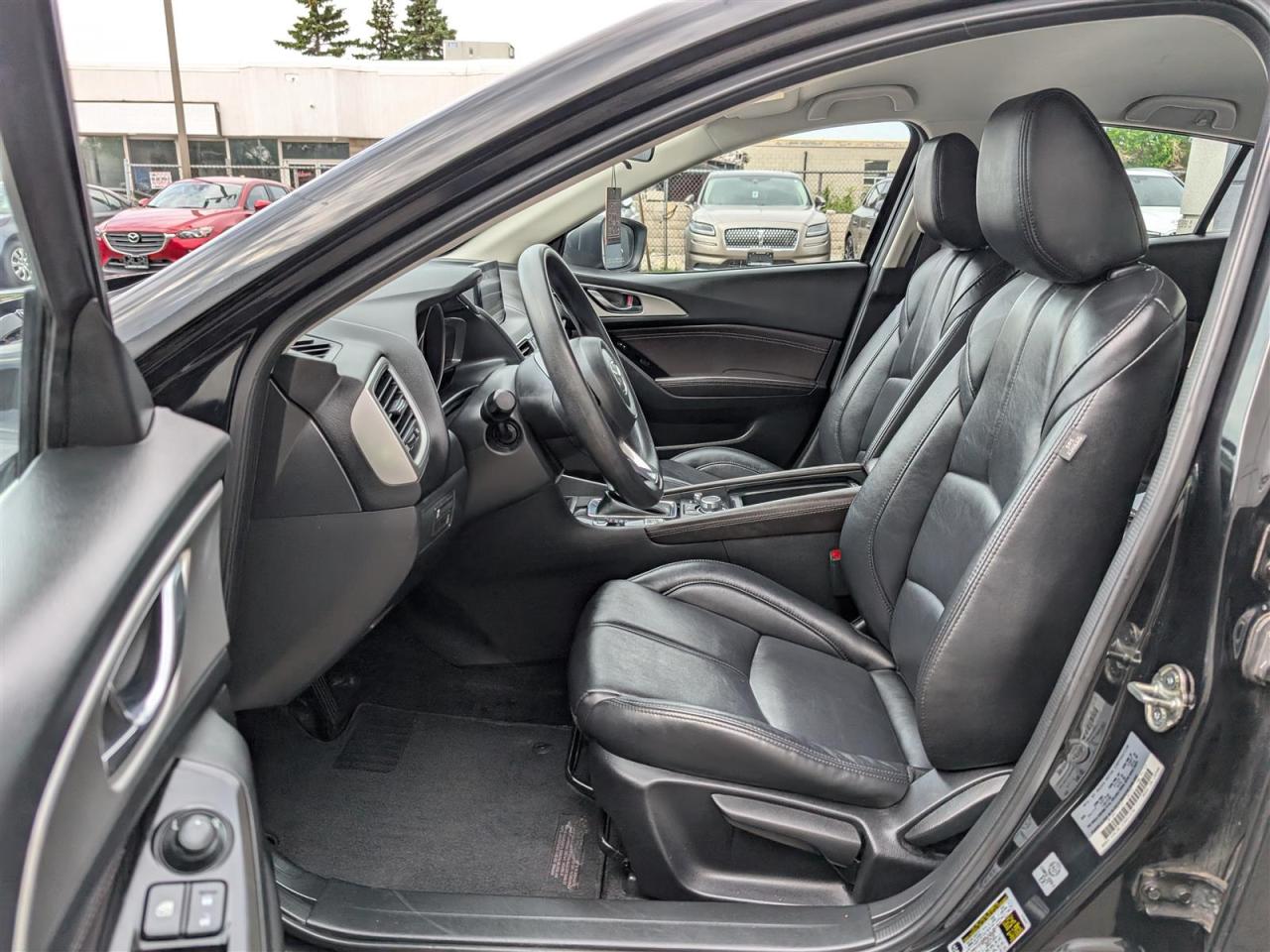 2017 Mazda MAZDA3 SE - LEATHER - HTD SEATS - BLUETOOTH