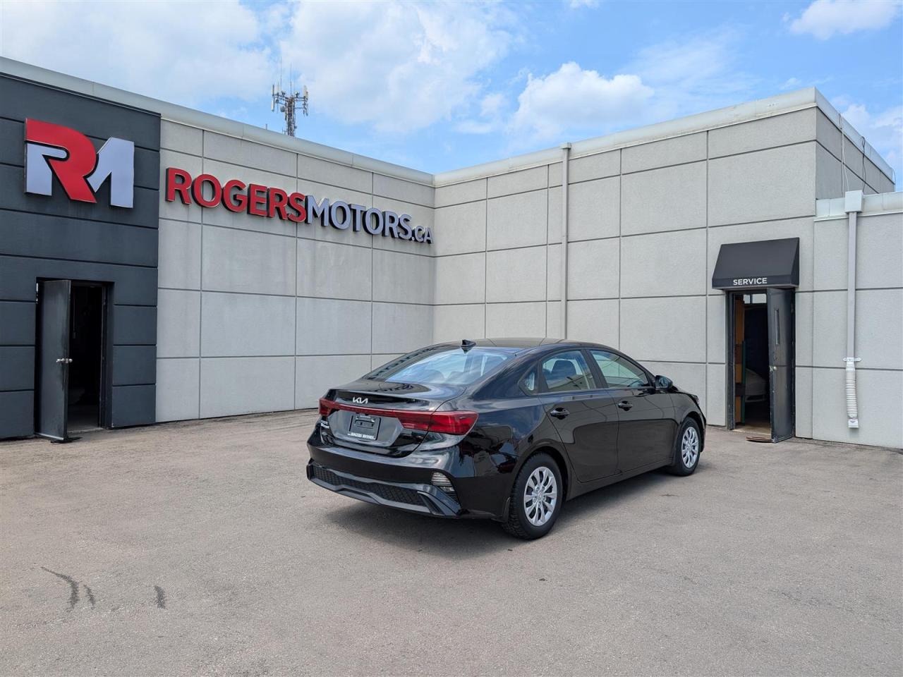 2023 Kia Forte LX - CARPLAY - HTD SEATS - REVERSE CAM