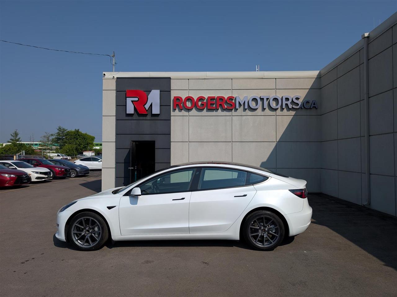 2022 Tesla Model 3 STANDARD