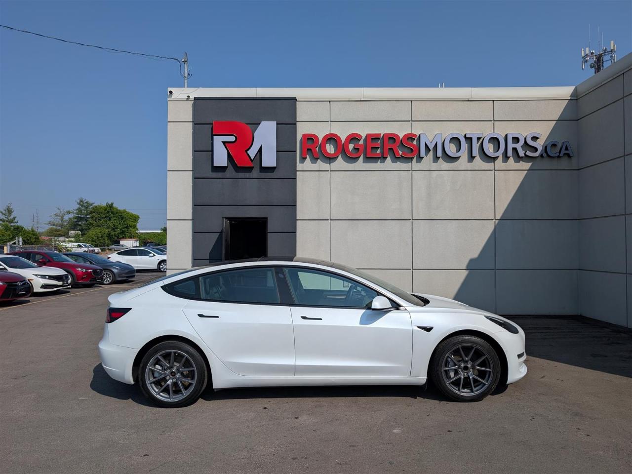 2022 Tesla Model 3 STANDARD