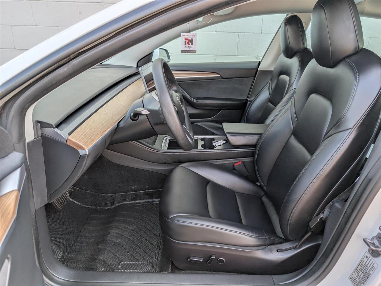 2022 Tesla Model 3 STANDARD