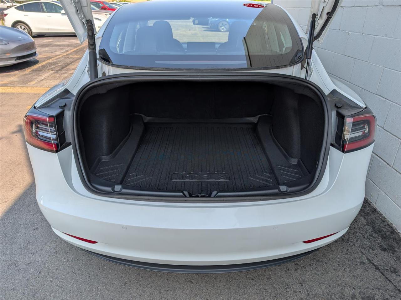 2022 Tesla Model 3 STANDARD