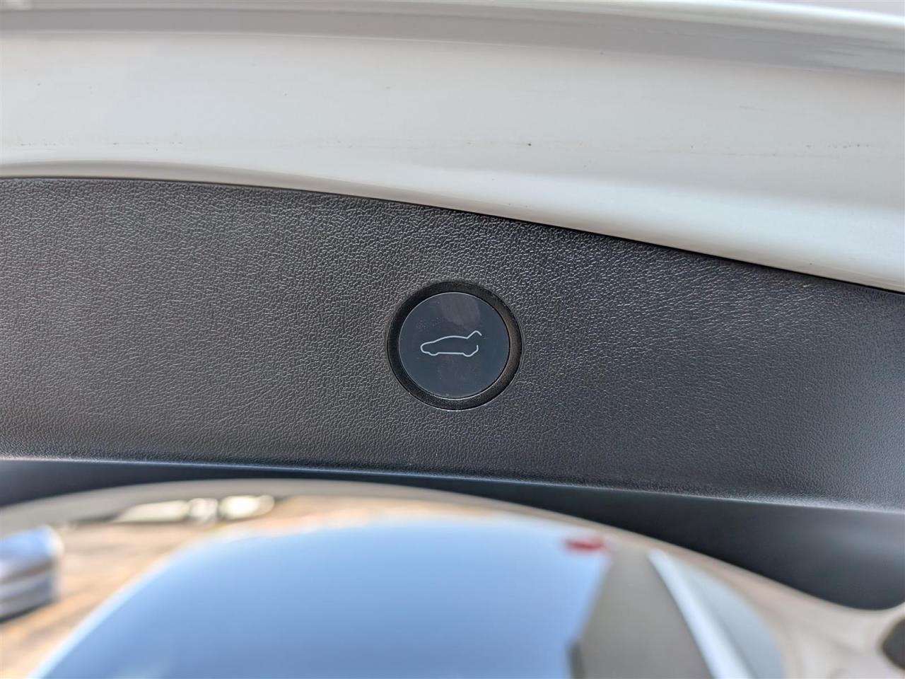 2022 Tesla Model 3 STANDARD