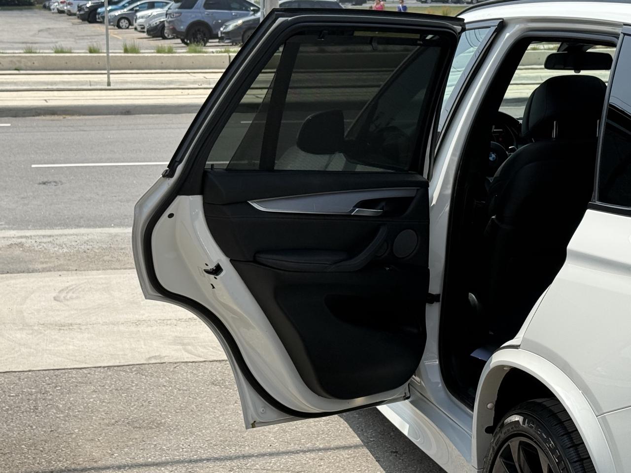 2018 BMW X5 //M SPORT | PANO | HARMAN KARDON | LOADED - Photo #35