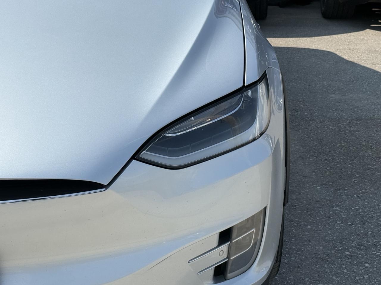 2017 Tesla Model X 90D | STANDARD CONNECTIVITY | AUTOPILOT | LOADED - Photo #8