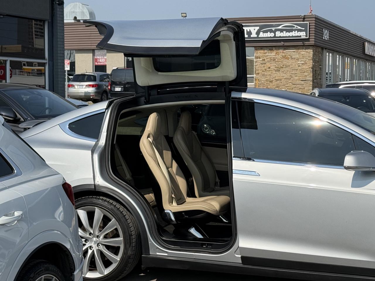2017 Tesla Model X 90D | STANDARD CONNECTIVITY | AUTOPILOT | LOADED - Photo #28