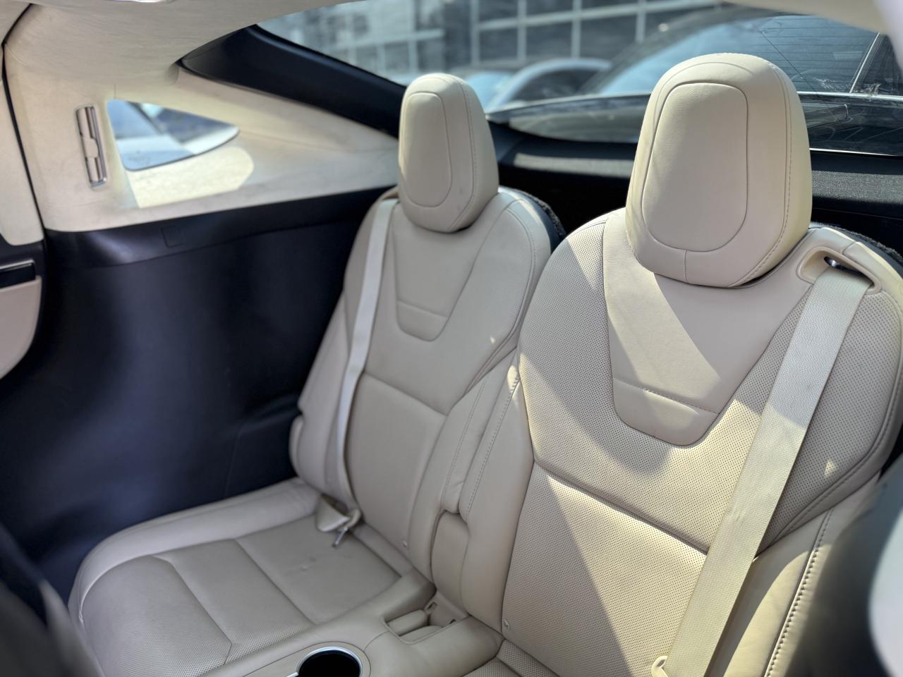 2017 Tesla Model X 90D | STANDARD CONNECTIVITY | AUTOPILOT | LOADED - Photo #35