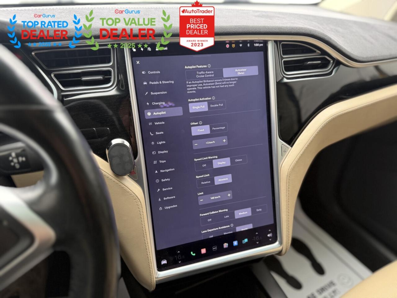 2017 Tesla Model X 90D  | STANDARD CONNECTIVITY | AUTOPILOT | LOADED Photo