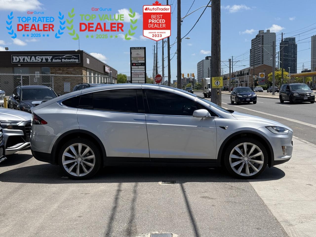 2017 Tesla Model X 90D | STANDARD CONNECTIVITY | AUTOPILOT | LOADED Photo