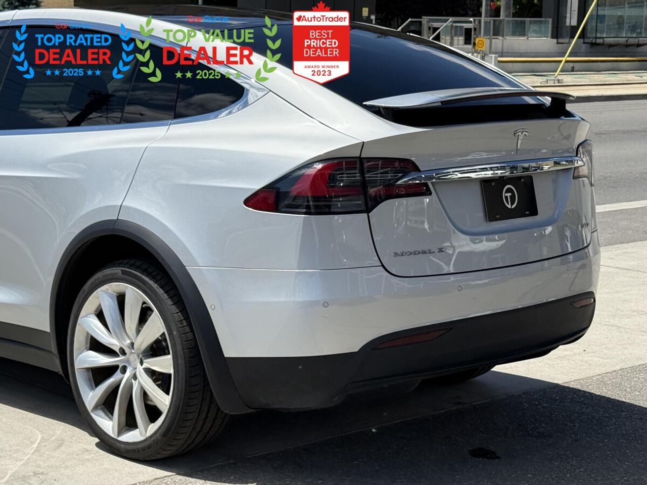 2017 Tesla Model X 90D | STANDARD CONNECTIVITY | AUTOPILOT | LOADED Photo