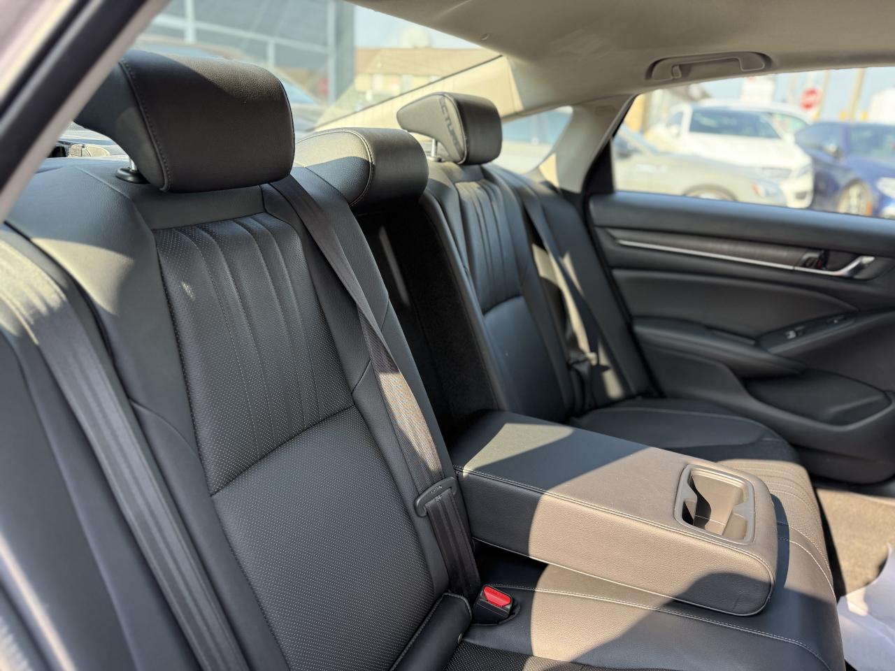 2020 Honda Accord TOURING | NAVI | PANO | - Photo #36