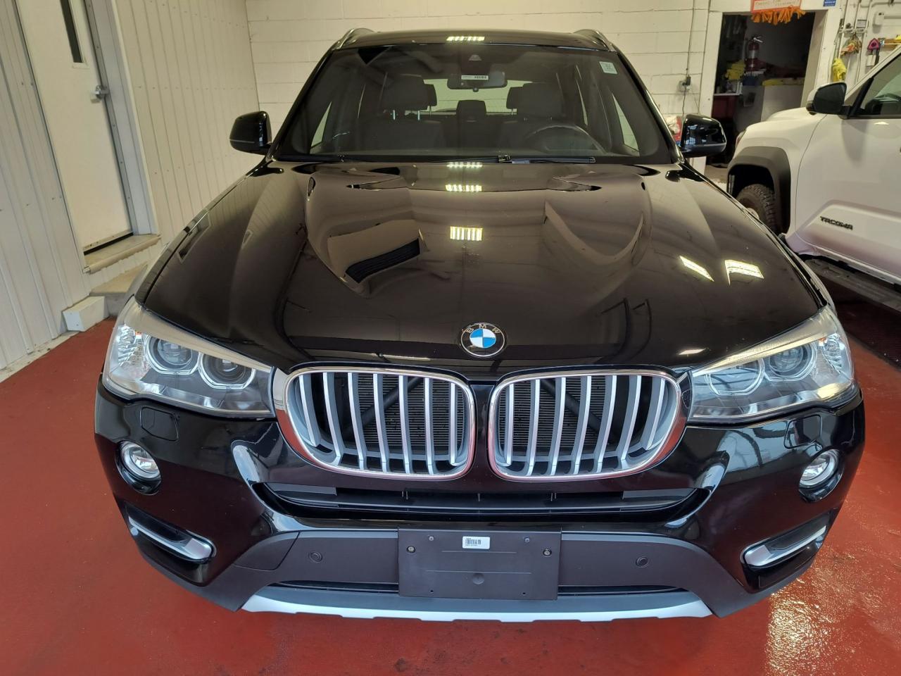 2017 BMW X3 xDrive28i Photo0